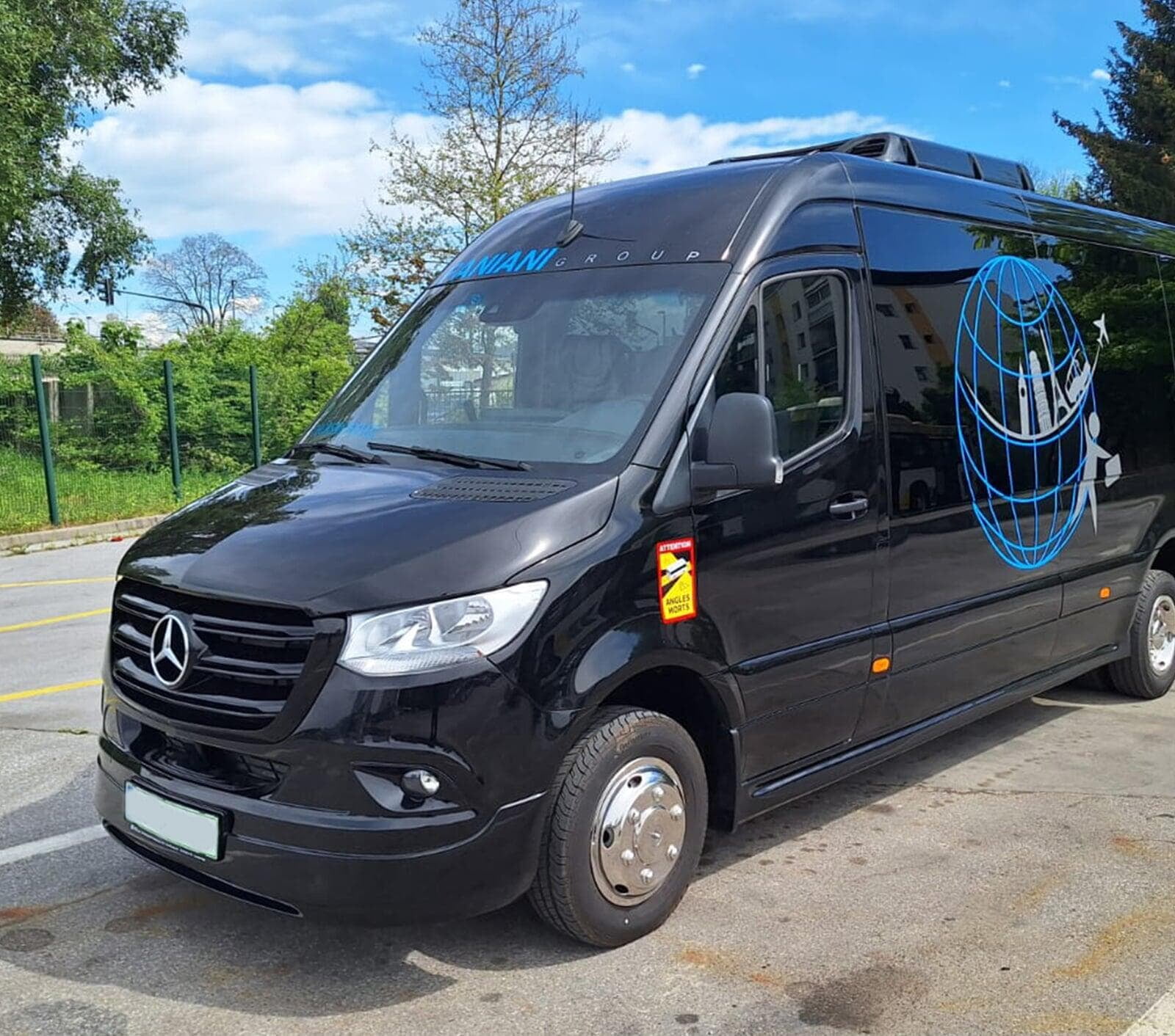 Mercedes Benz Sprinter Minibus